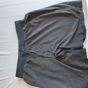 SIZE Medium Lululemon THE short. 7 inch inseam zipper pocket and shirt